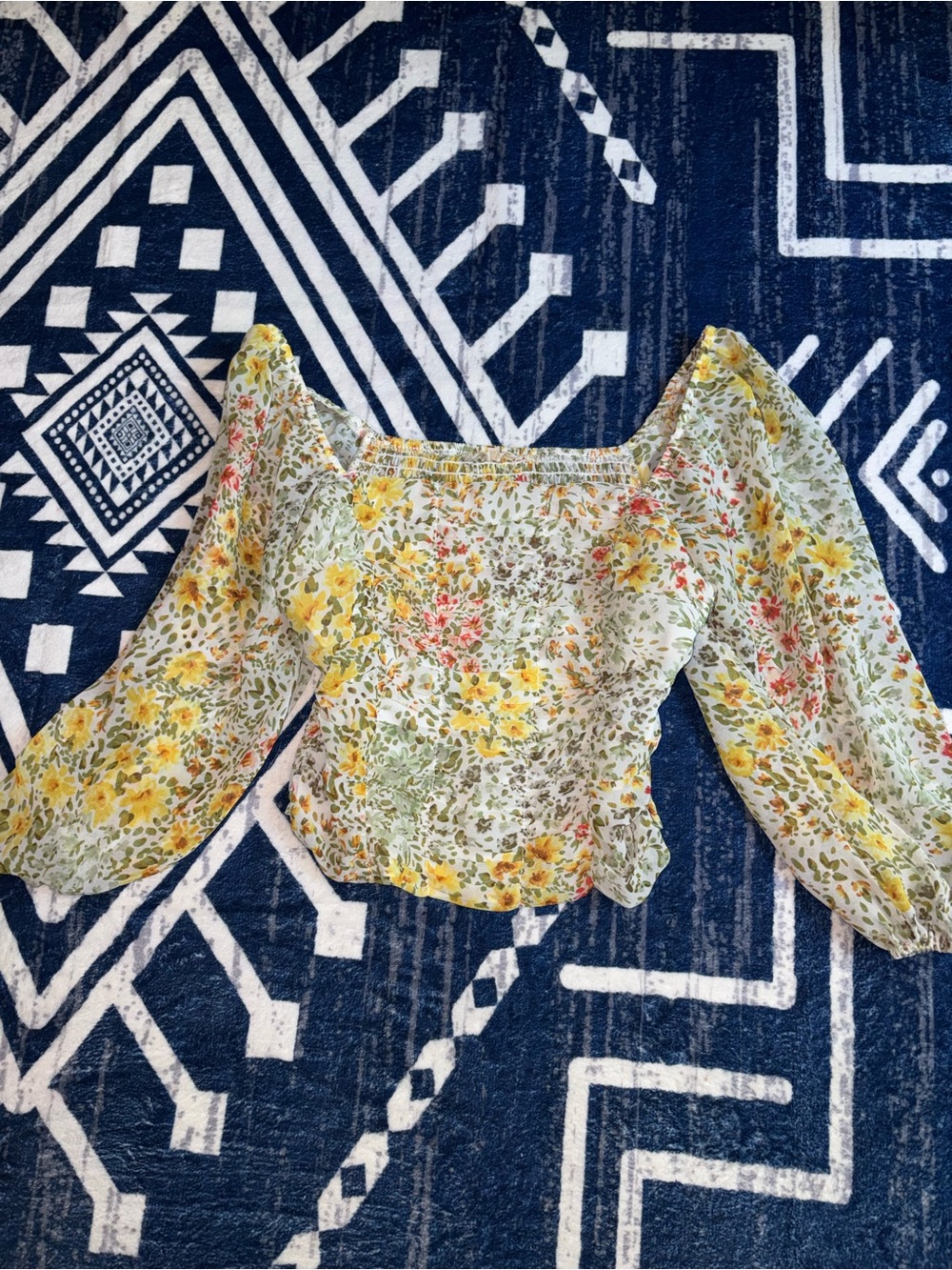 ILLA ILLA Yellow Floral Square-Neck Puff-Sleeve Blouse